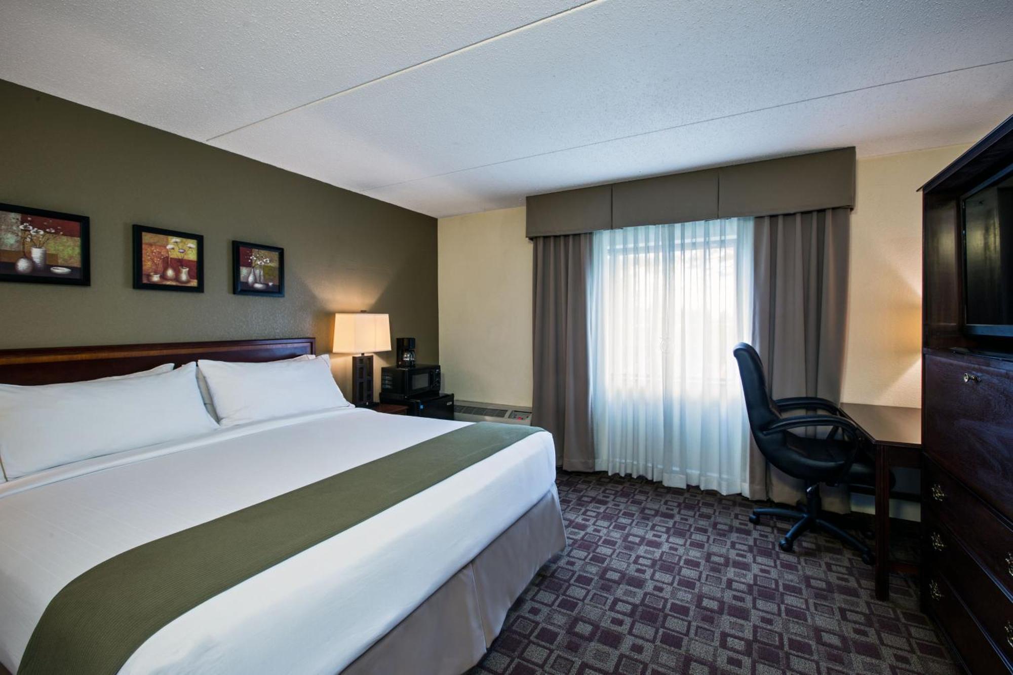 Holiday Inn Express Schaumburg-Rolling Meadows By Ihg Bagian luar foto